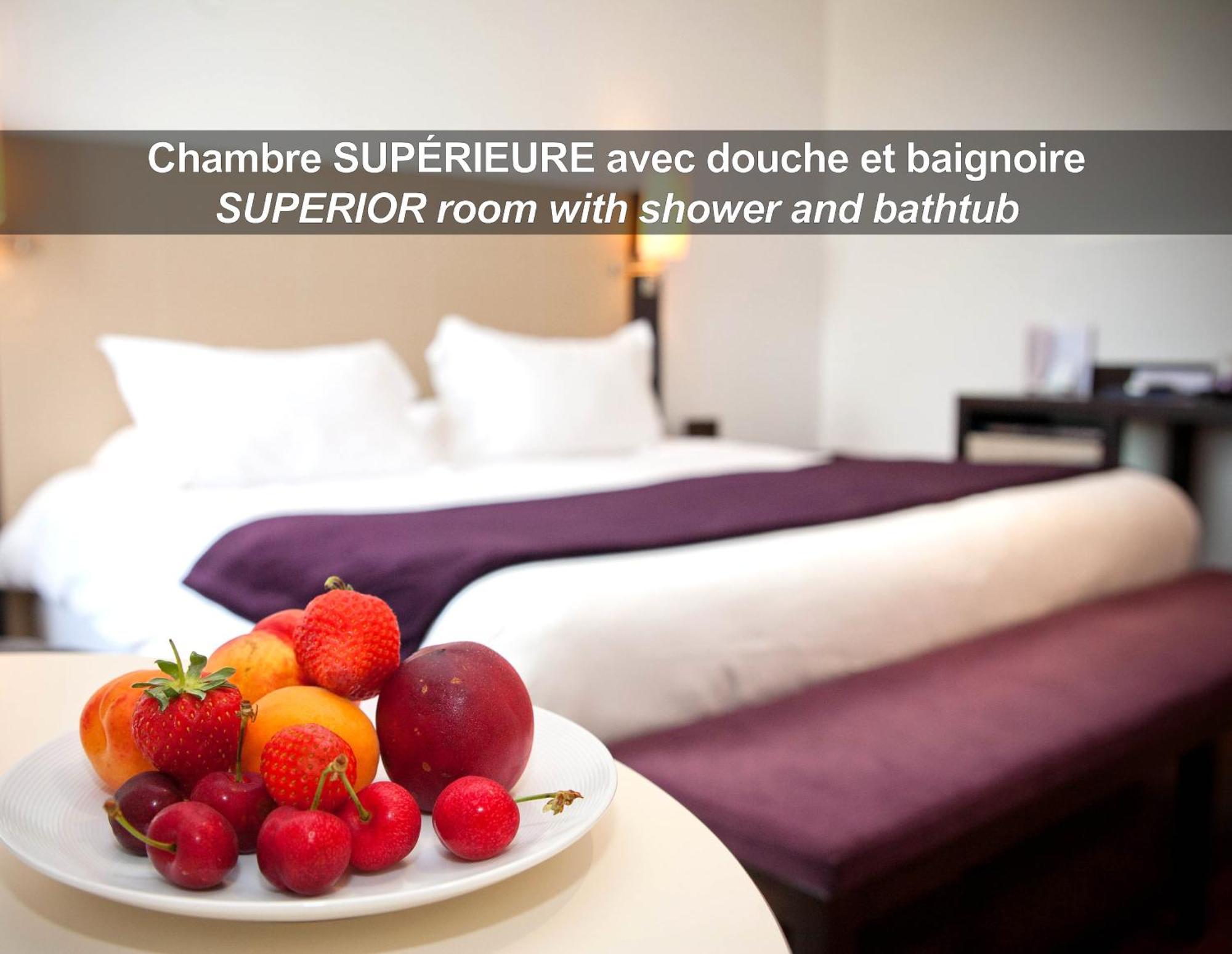 Hotel La Ferme De Bourran Rodez - Parking Prive Gratuit Kültér fotó